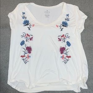 American Eagle Favorite Tee